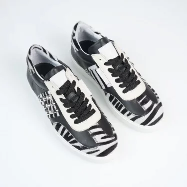 Batz X VIRAG KERENYI Madrid (Zebra)